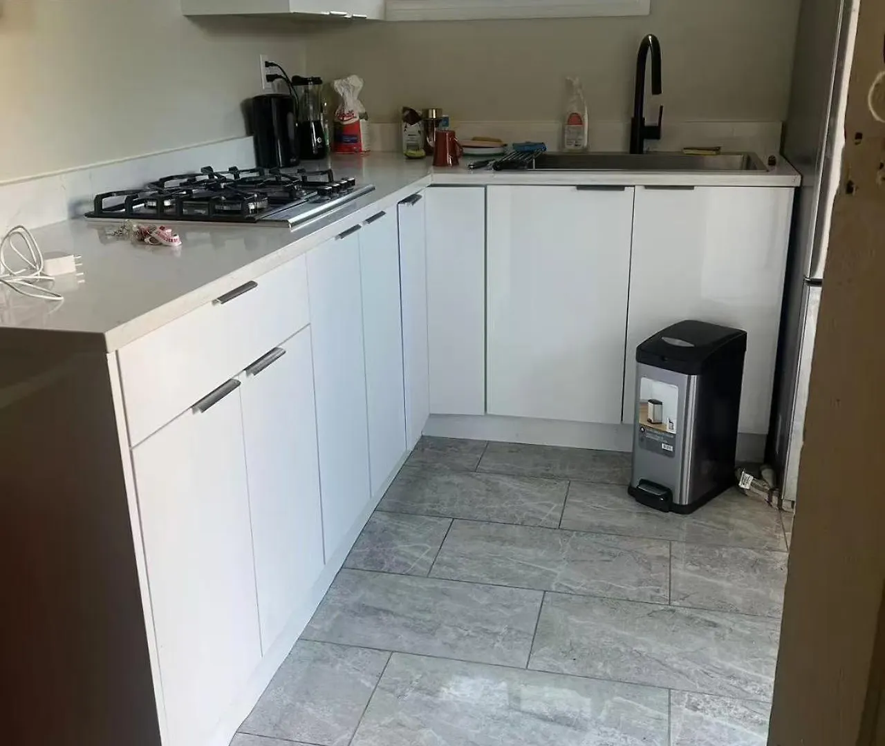 One Room In Shared House Victoria 0*,  Kanada