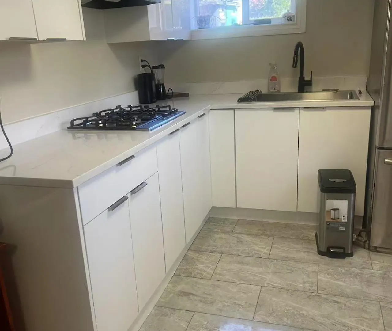 One Room In Shared House Victoria Kanada